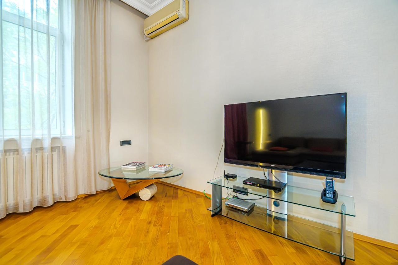 Vip Apartamen Nizami Street Apartment บากู ภายนอก รูปภาพ