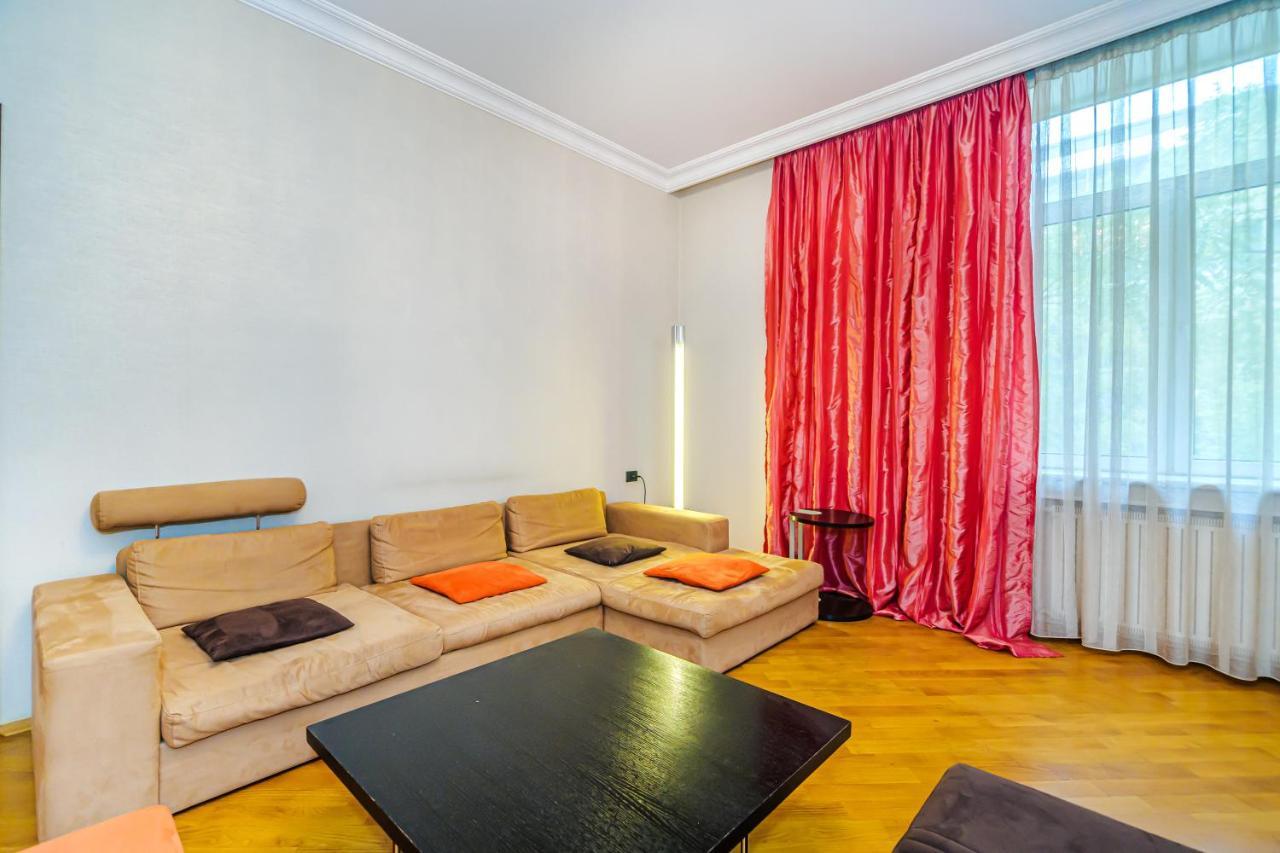 Vip Apartamen Nizami Street Apartment บากู ภายนอก รูปภาพ