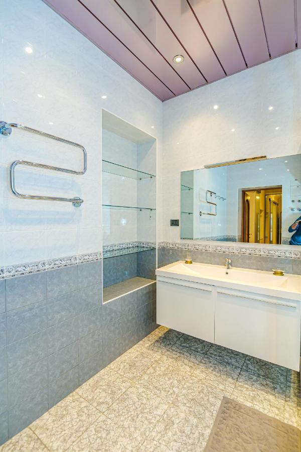 Vip Apartamen Nizami Street Apartment บากู ภายนอก รูปภาพ