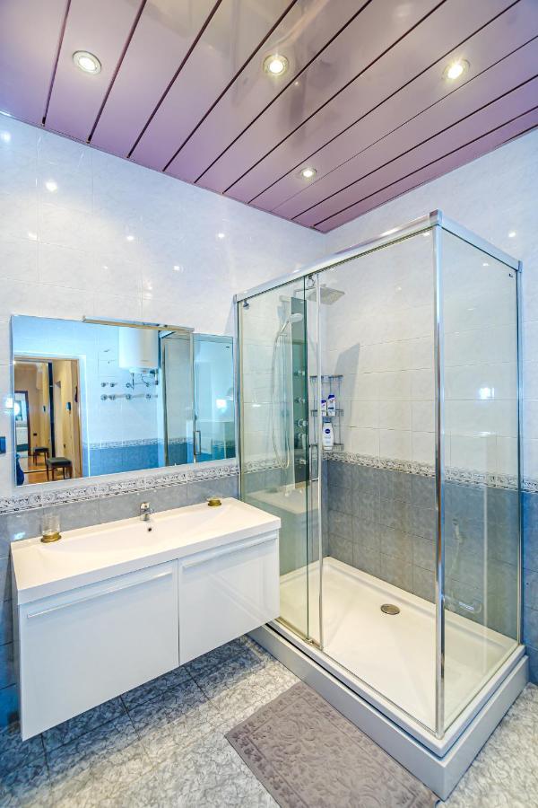 Vip Apartamen Nizami Street Apartment บากู ภายนอก รูปภาพ