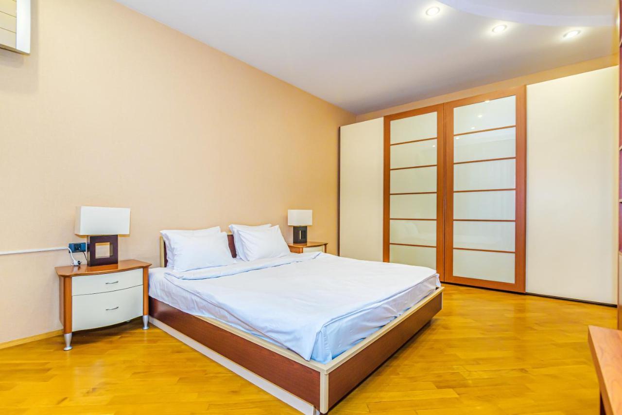 Vip Apartamen Nizami Street Apartment บากู ภายนอก รูปภาพ